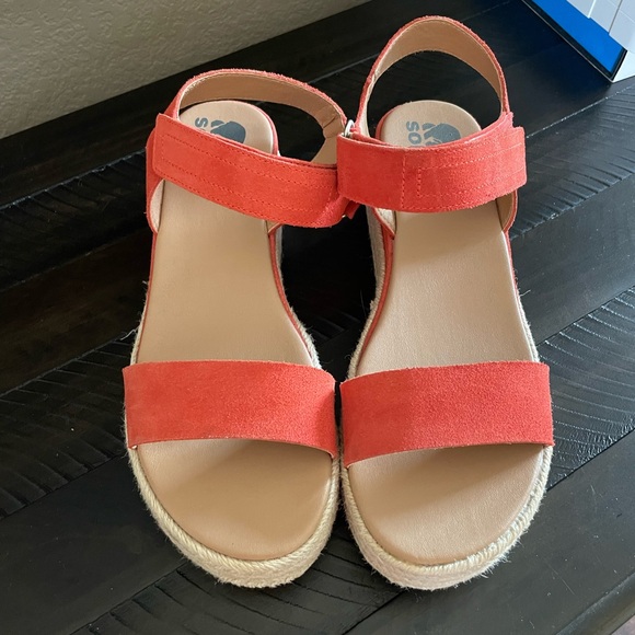 Sorel Cameron Sandals - Picture 5 of 8